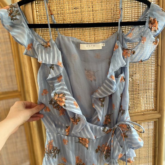 Astr Tops - ASTR Flower Blouse